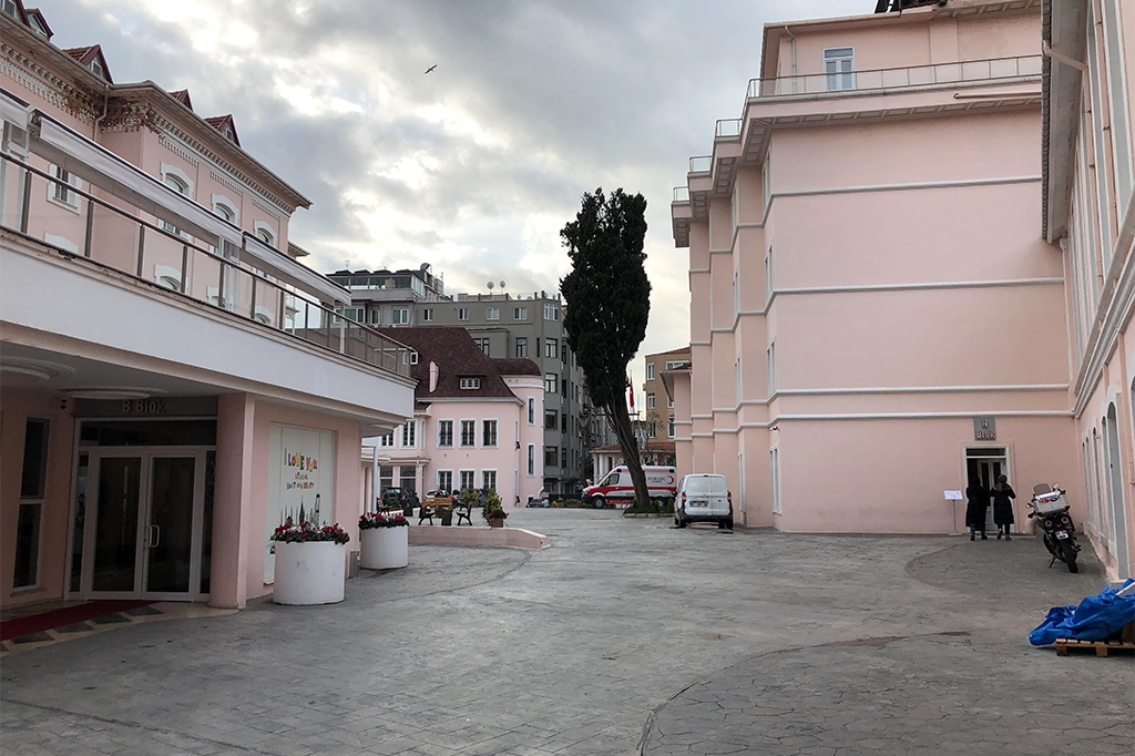 معلومات عن جامعة اسطنبول كينت​