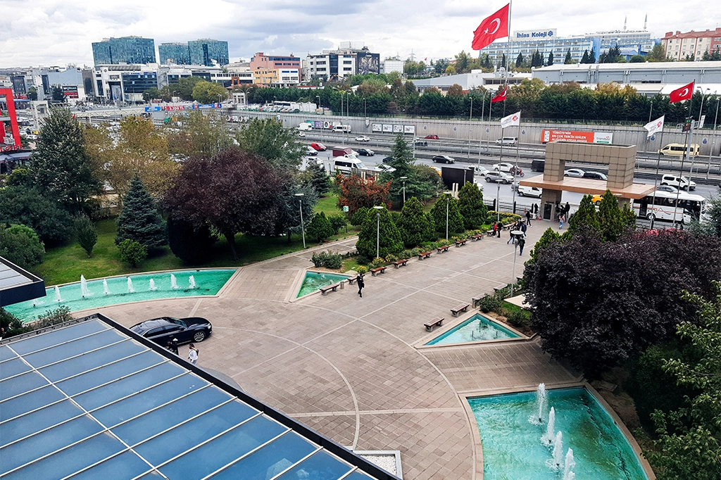 أين تقع جامعة اسطنبول كولتور؟​