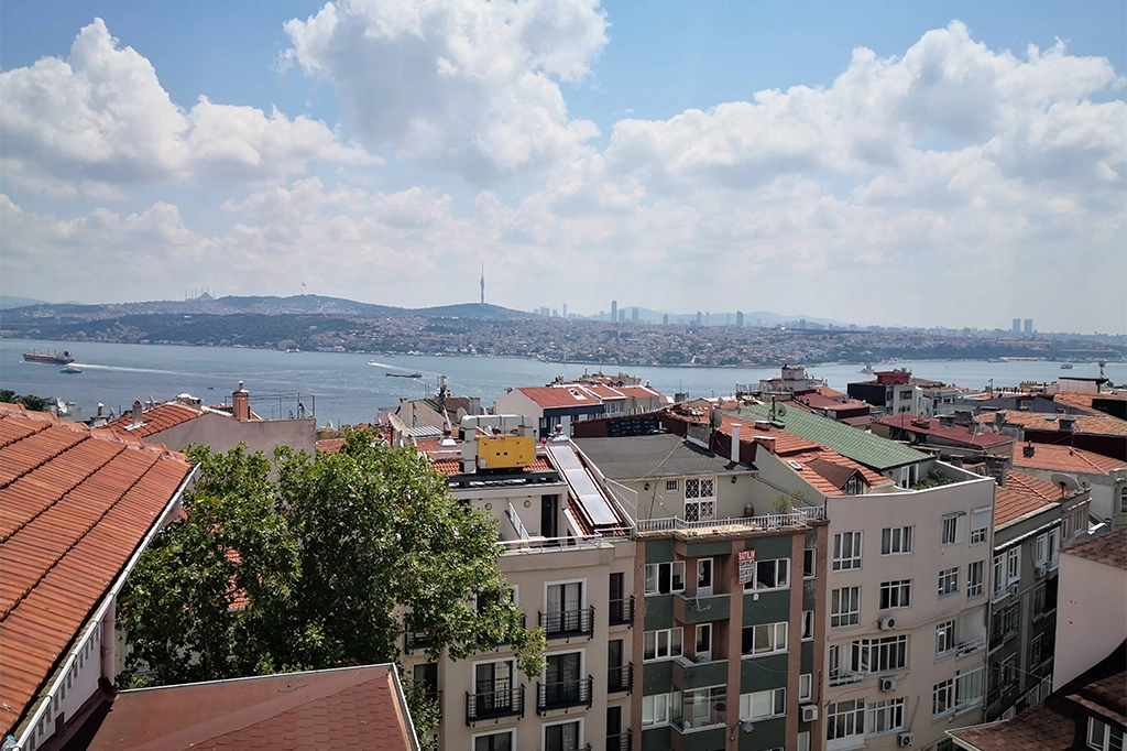 أين تقع جامعة اسطنبول كينت؟ ​